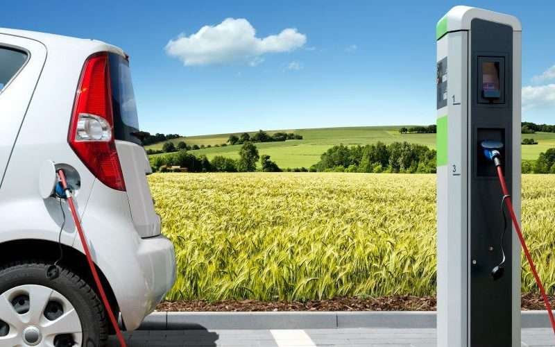 Auto elettriche per il noleggio a lungo termine