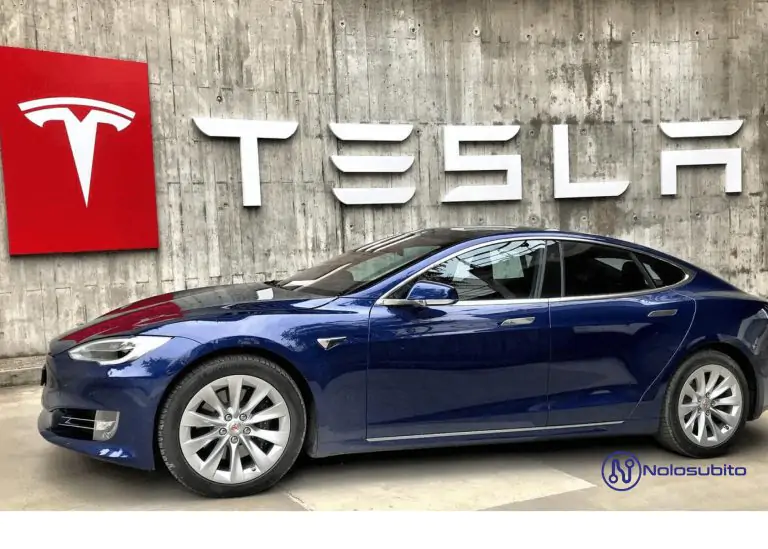 TESLA Noleggio Lungo Termine